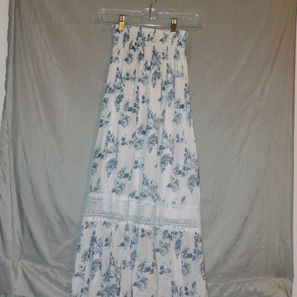 Long White With Blue Floral Women's Skirt, Extra Cute Design Size S